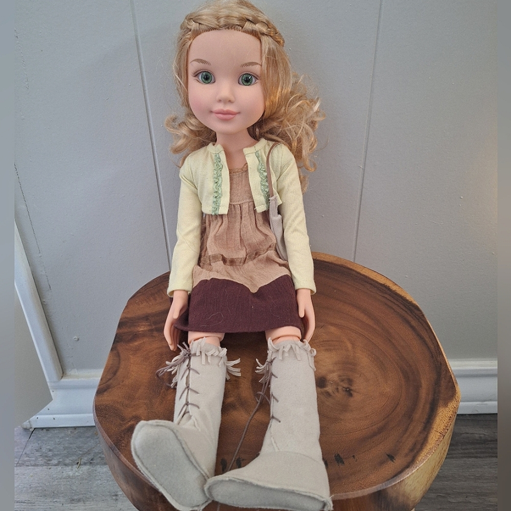 BFC Ink doll 18' Kaitlyn